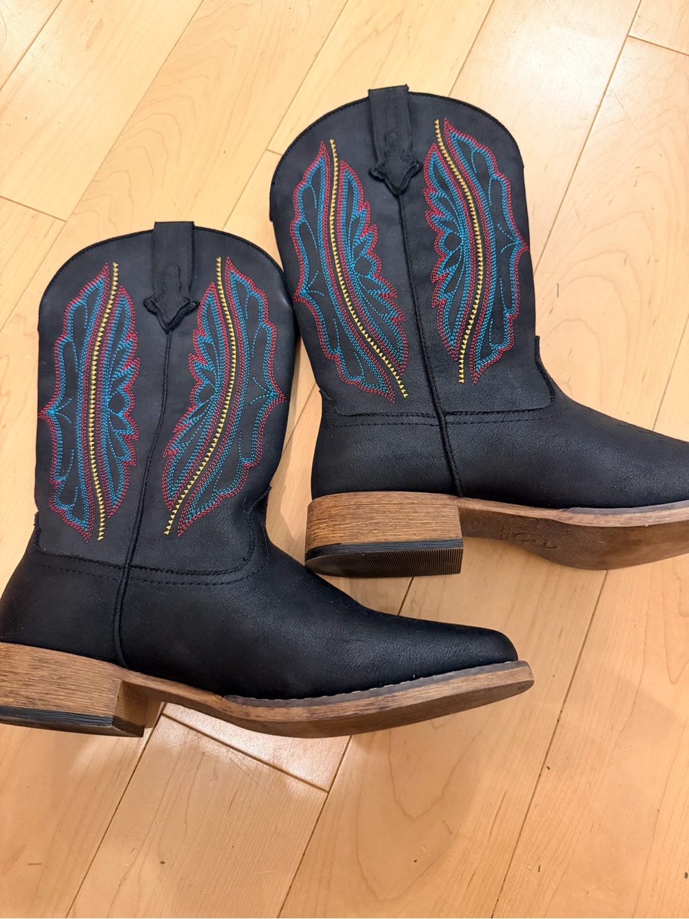 Roper Women's Loretta Black Embroidered Square Toe Western Boots Size 9